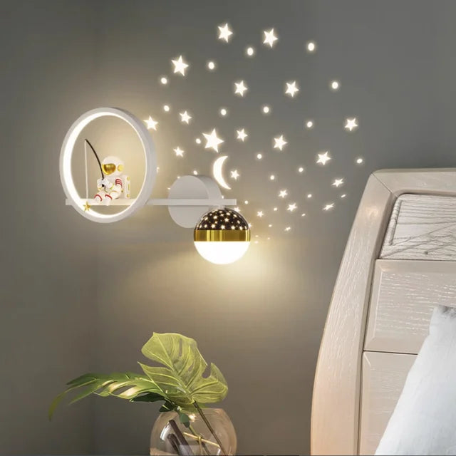 Kinder Wandlampe LED – Sanftes Nachtlicht mit Sternmotiv für Kinderzimmer