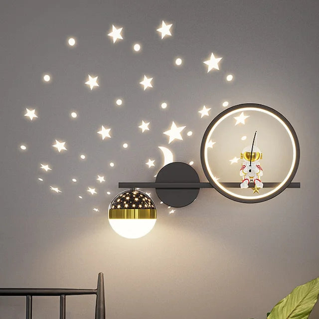 Kinder Wandlampe LED – Sanftes Nachtlicht mit Sternmotiv für Kinderzimmer