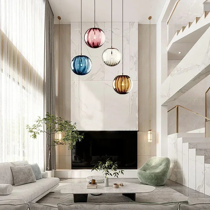 LED Hängeleuchte modern – Glasdesign mit integrierter Beleuchtung für Wohnräume