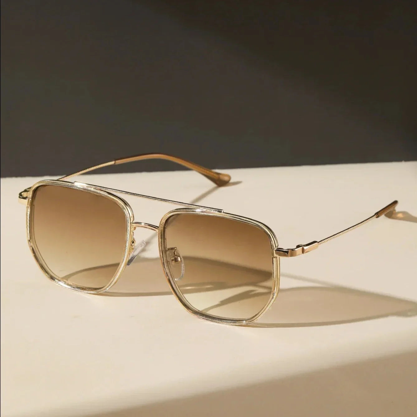 Sonnenbrille Damen – UV400 Schutz – Klassisches Design – Perfekt für Sommer & Alltag