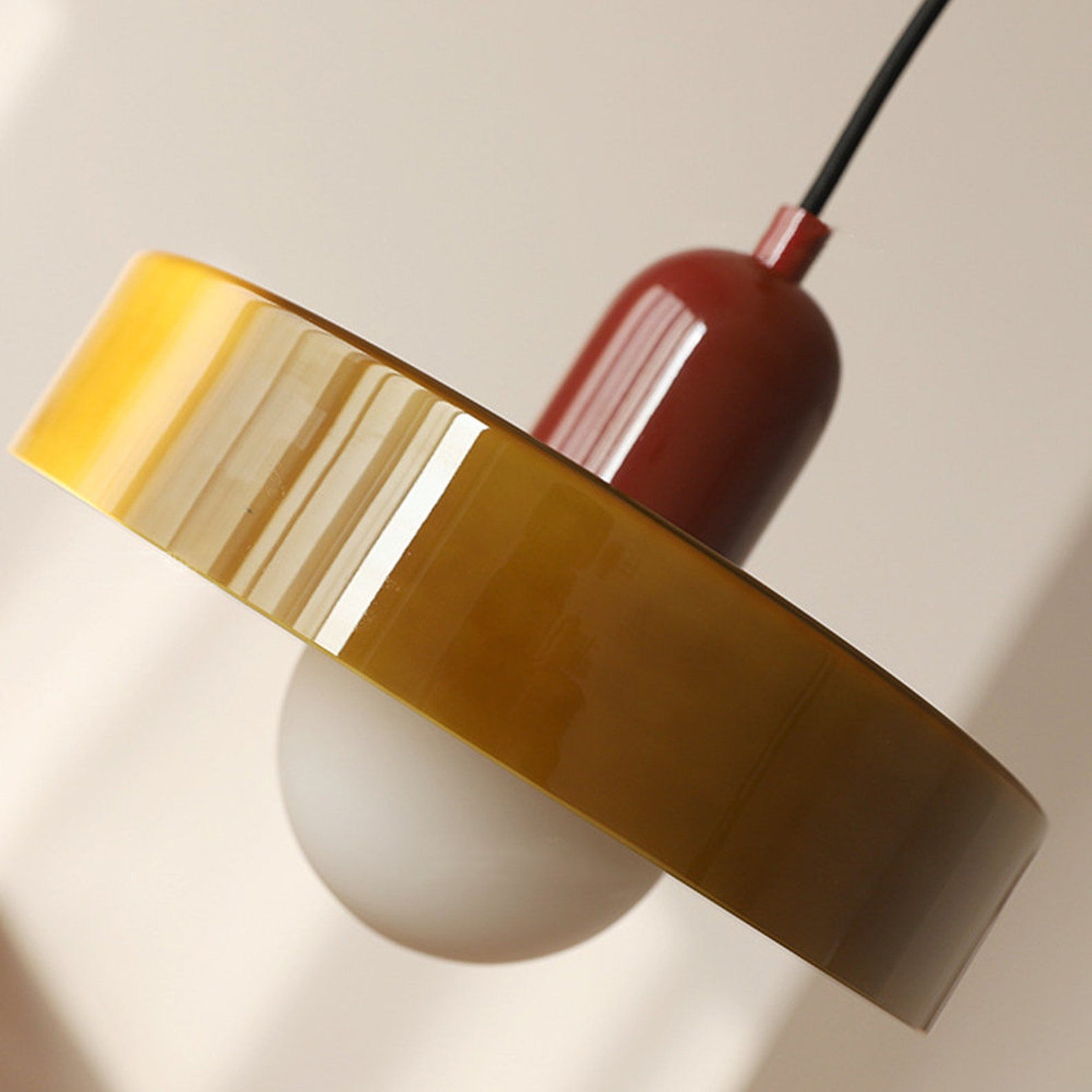 Hängeleuchte Glas bunt – StiloGlas Design mit G9 Fassung & verstellbarer Aufhängung