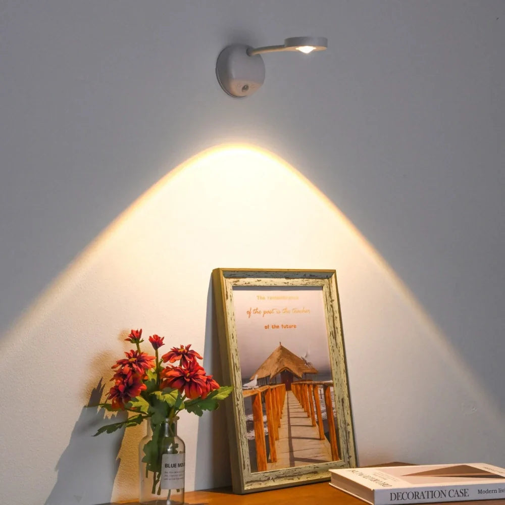 LED Bewegungsmelder Spot – Kabellos, drehbar & dimmbar mit USB-Aufladung