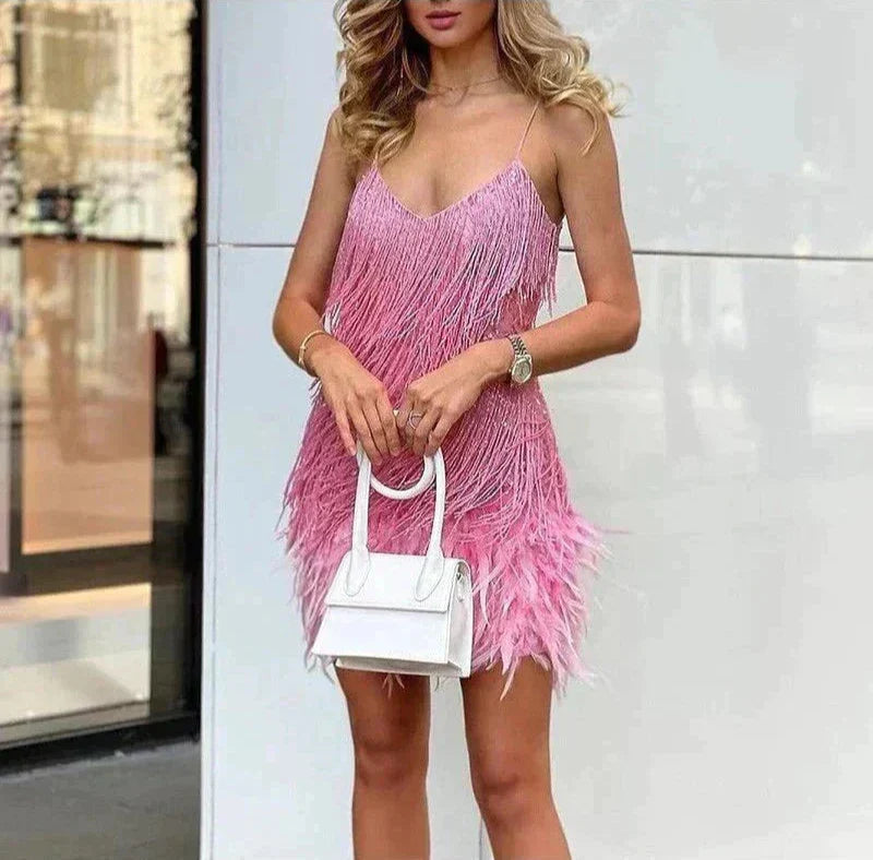 Minikleid mit Federbesatz – Bodycon Schnitt – Stretch Viskose – Verdeckter Reißverschluss