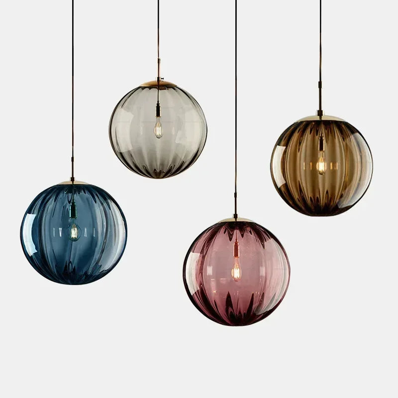 LED Hängeleuchte modern – Glasdesign mit integrierter Beleuchtung für Wohnräume