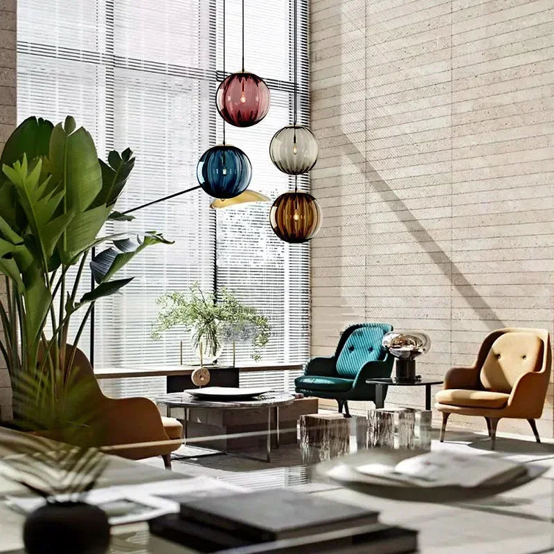 LED Hängeleuchte modern – Glasdesign mit integrierter Beleuchtung für Wohnräume