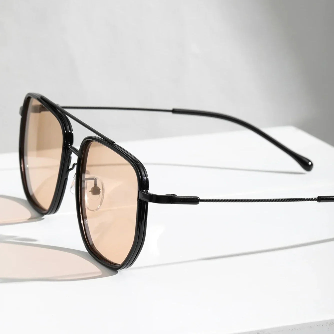 Sonnenbrille Damen – UV400 Schutz – Klassisches Design – Perfekt für Sommer & Alltag