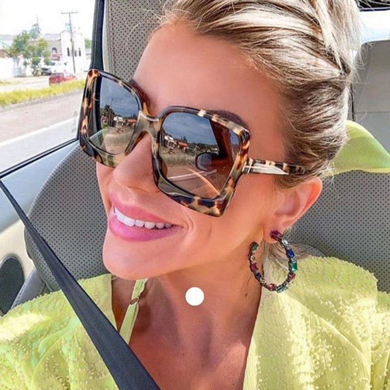 Oversize Sonnenbrille Damen – Trendiger Look für die Freizeit